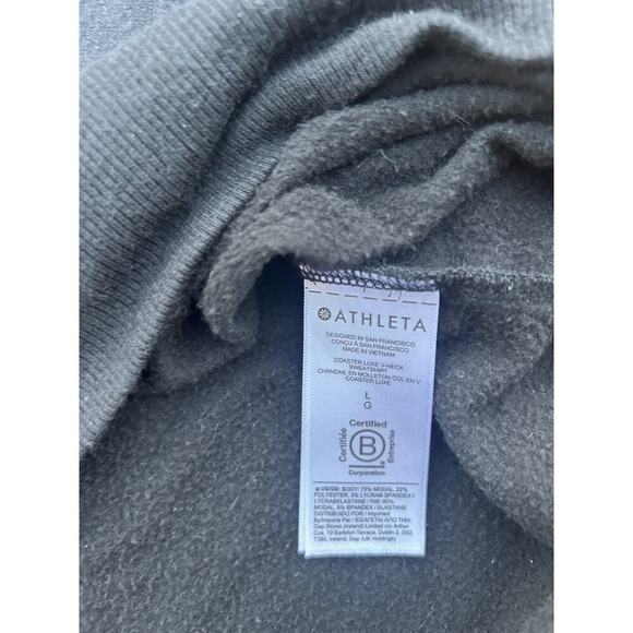 Athleta Top Womens Large Black V Neck Pull Over Lightweight Stretch - Picture 4 of 5